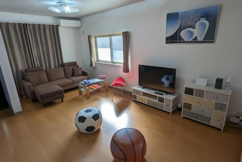 Roomy 4Br Home Sleeps 9／Shinosaka／Large Groups المظهر الخارجي الصورة
